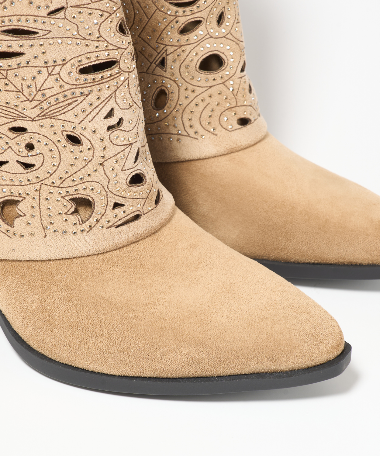 Bot&iacute;n vuelta strass image number null